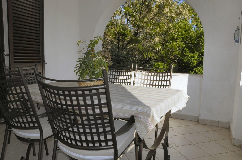 Apartments Vukelic Starigrad Paklenica Exterior photo