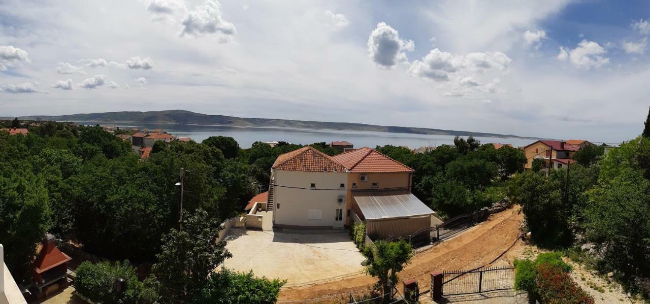 Apartments Vukelic Starigrad Paklenica Exterior photo